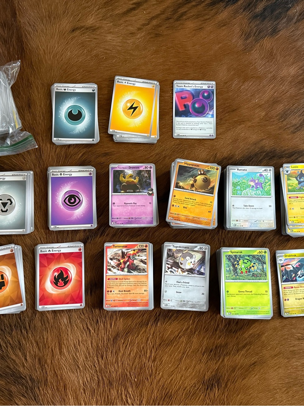 1,054 Common Pokemon Bulk Bundle